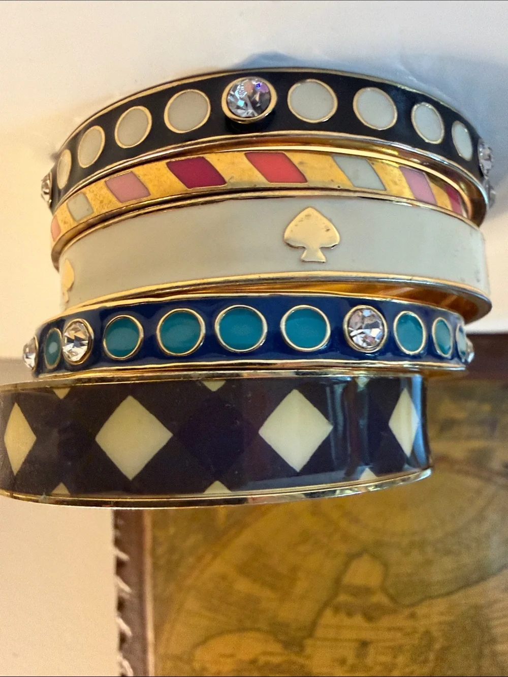 Bracelets / Bangles